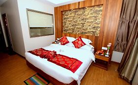 Gemsy Hotel Yangon